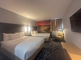 Clarion Pointe