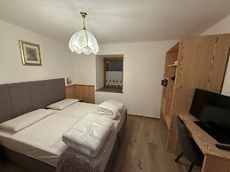 Roulette Apartments