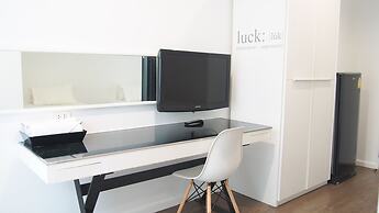 Blu Monkey Bed & Breakfast Phuket