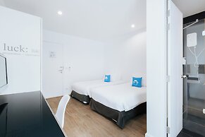 Blu Monkey Bed & Breakfast Phuket