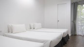 Blu Monkey Bed & Breakfast Phuket