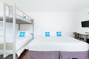 Blu Monkey Bed & Breakfast Phuket