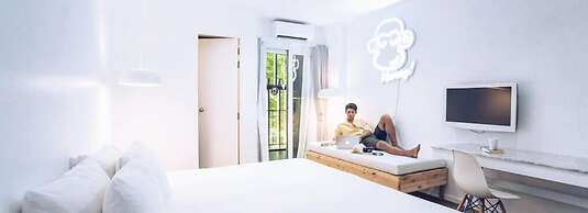 Blu Monkey Bed & Breakfast Phuket