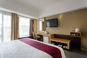 Horison Seminyak Bali