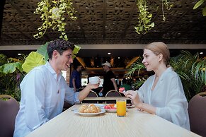 Horison Seminyak Bali