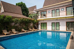 Ploykhumthong Boutique Resort