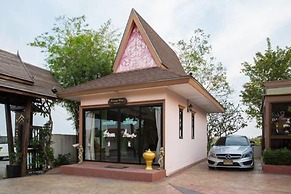 Ploykhumthong Boutique Resort