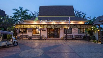 Ploykhumthong Boutique Resort