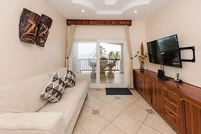Grand Caribe Belize
