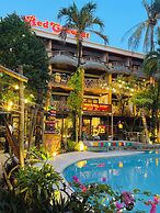 Red Coconut Beach Hotel