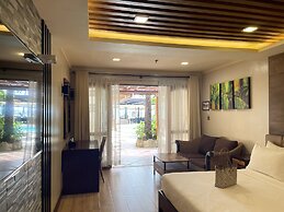 Red Coconut Beach Hotel