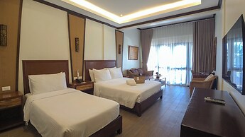 Red Coconut Beach Hotel