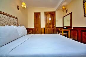 Red Coconut Beach Hotel