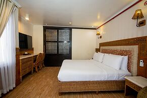 Red Coconut Beach Hotel