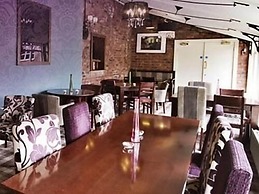 Gardeners Country Inn