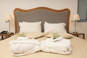 Thirides Beach Resort