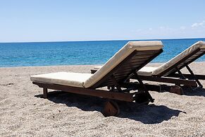 Thirides Beach Resort