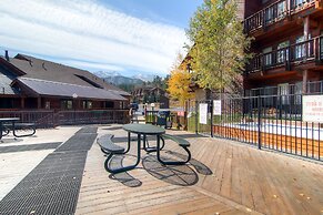 Tyra Lookout Condominiums by Ski Country Resorts