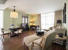 Rongratana Executive Residence