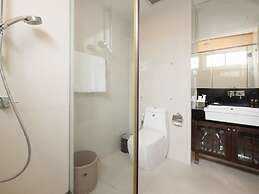 Rongratana Executive Residence