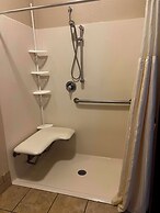 Best Western Plus Landmark Hotel