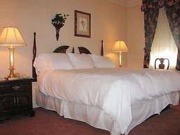 Bird In Hand Village Inn & Suites