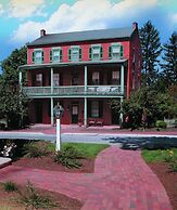 Bird In Hand Village Inn & Suites