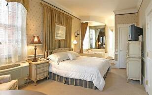 Bird In Hand Village Inn & Suites