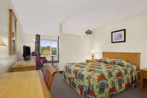 Knights Inn Woodstock