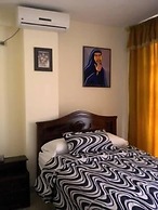 Hostal Perla Real Inn