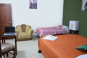 Hostal Perla Real Inn