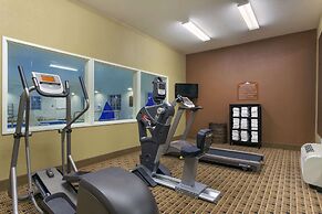 Microtel Inn And Suites Minot