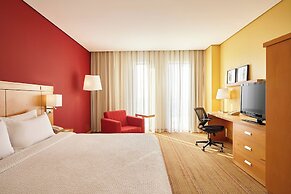 Courtyard by Marriott Leon at the Poliforum