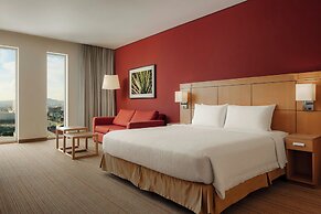 Courtyard by Marriott Leon at the Poliforum