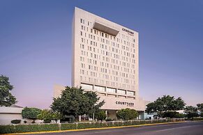 Courtyard by Marriott Leon at the Poliforum