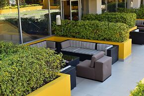 Courtyard by Marriott Leon at the Poliforum