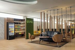 Courtyard by Marriott Leon at the Poliforum
