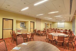 Courtyard by Marriott Leon at the Poliforum