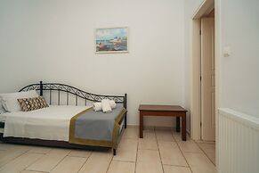 Rooms & Apartments Archontou