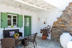 Rooms & Apartments Archontou