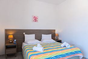 Rooms & Apartments Archontou