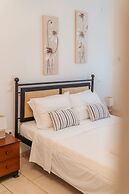 Rooms & Apartments Archontou