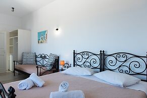 Rooms & Apartments Archontou