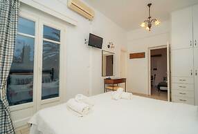 Rooms & Apartments Archontou