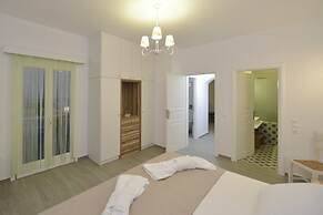 Rooms & Apartments Archontou