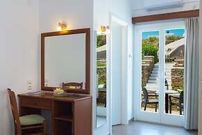 Rooms & Apartments Archontou