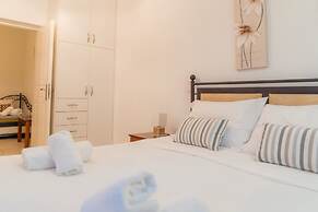 Rooms & Apartments Archontou