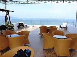 Majestic Nha Trang Hotel