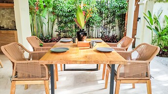 Seminyak Square Hotel And Villas