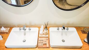 Seminyak Square Hotel And Villas